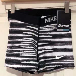 NWT Nike Spandex Shorts